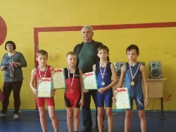 �����������