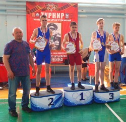 �����������